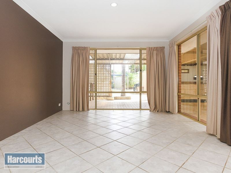 108 Lydon Boulevard, Atwell WA 6164