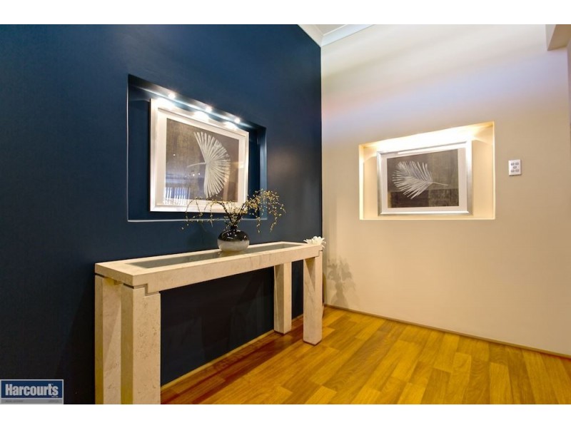 45 Chivalry Way, Atwell WA 6164