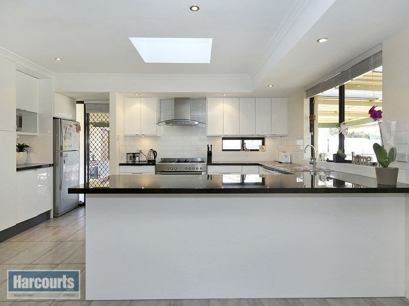 2 Bryah Court, Yangebup WA 6164