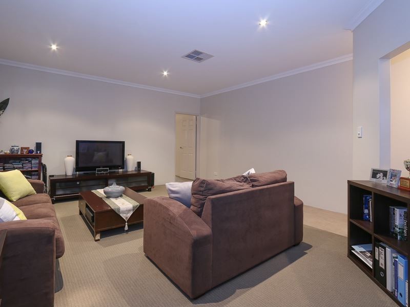 410 Wentworth Parade, Success WA 6164