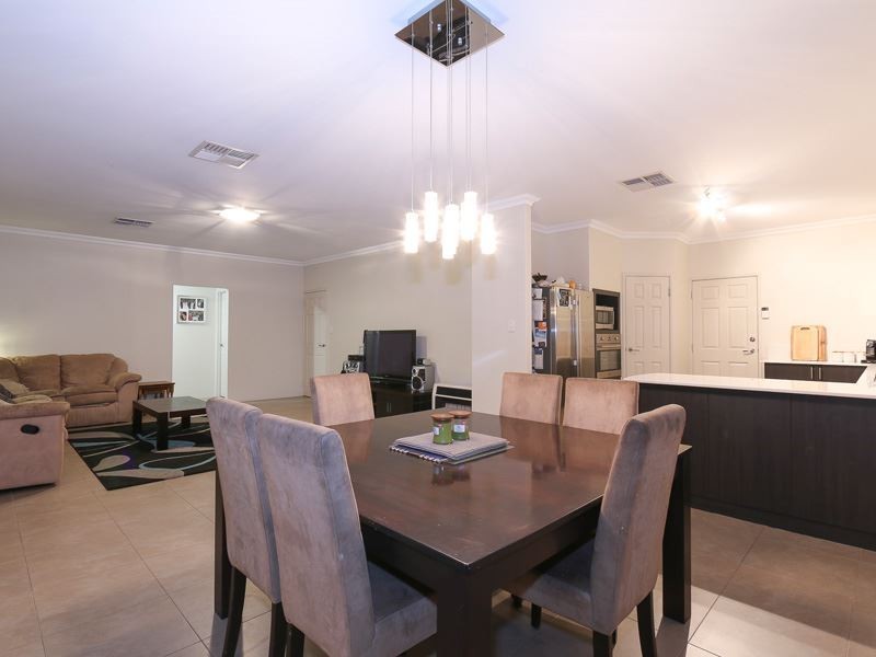 410 Wentworth Parade, Success WA 6164