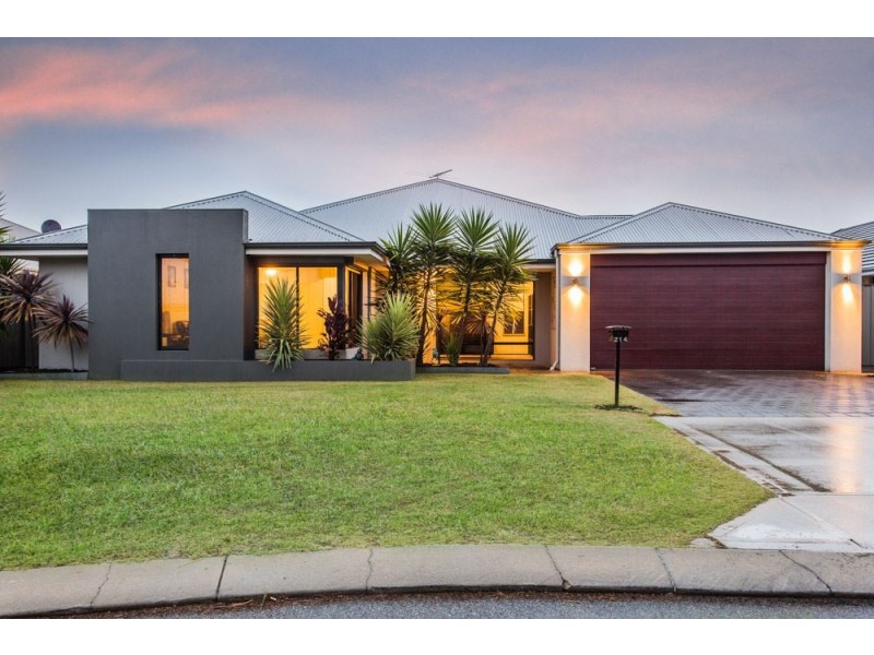 214 Lyon Road, Aubin Grove WA 6164