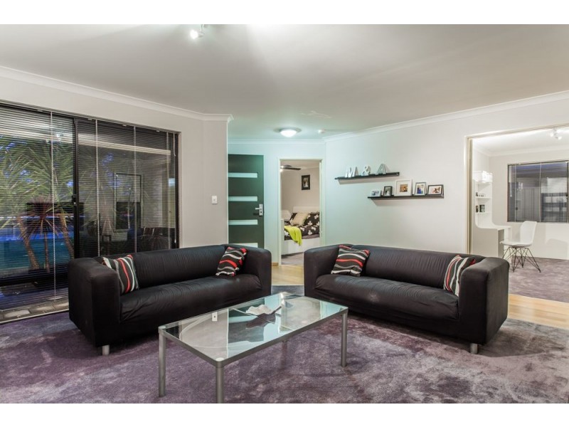 214 Lyon Road, Aubin Grove WA 6164