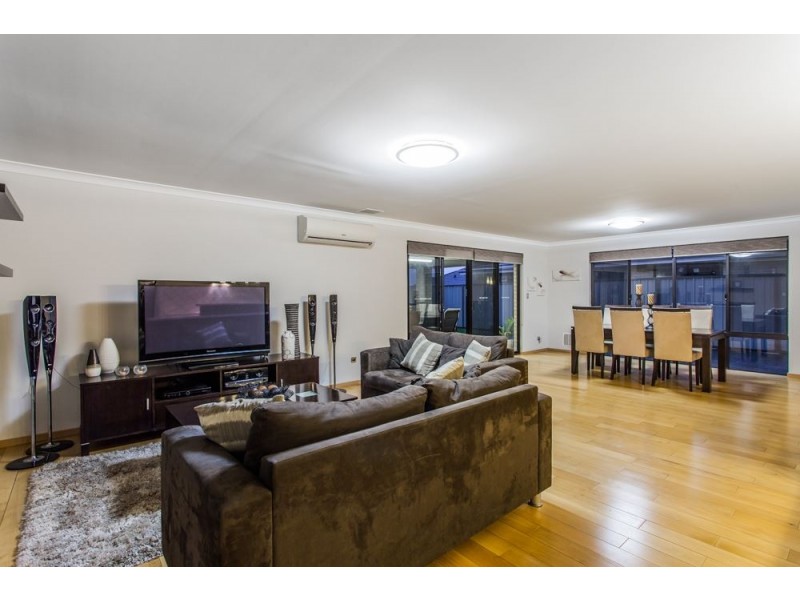 214 Lyon Road, Aubin Grove WA 6164