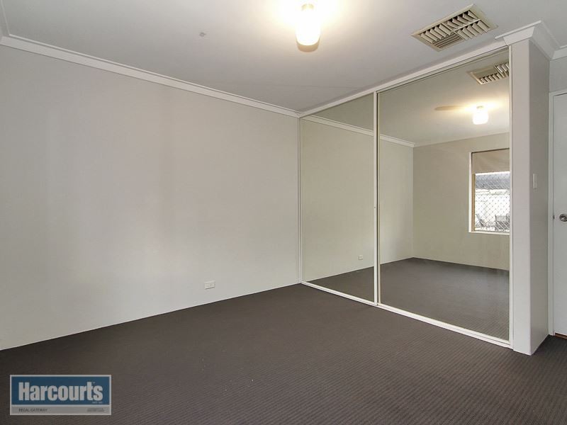 86 Glenbawn Drive, South Lake WA 6164