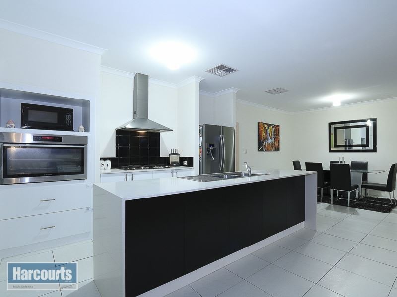 30 Drysdale Gardens, Wandi WA 6167