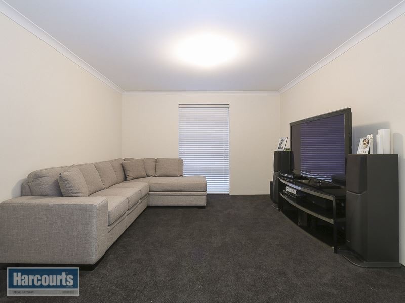 30 Drysdale Gardens, Wandi WA 6167