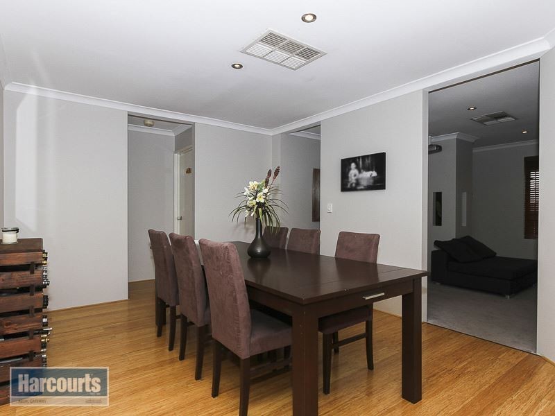 60 Veneta Circuit, Atwell WA 6164