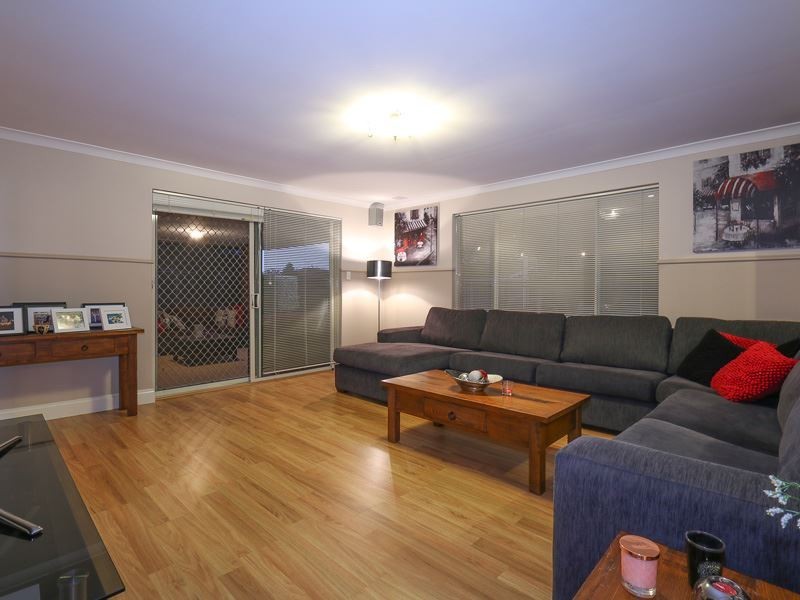 5 St Claire Gardens, Atwell WA 6164