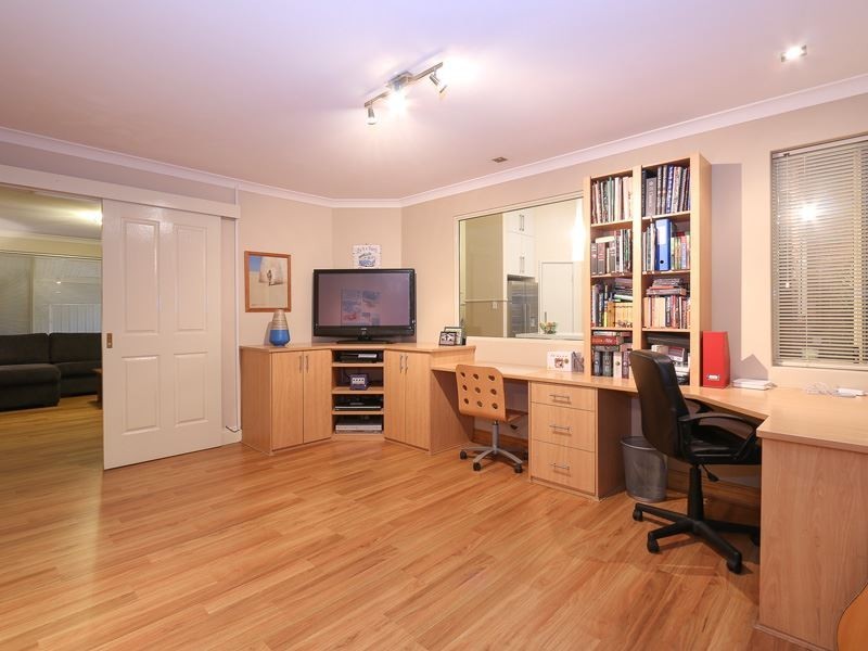 5 St Claire Gardens, Atwell WA 6164