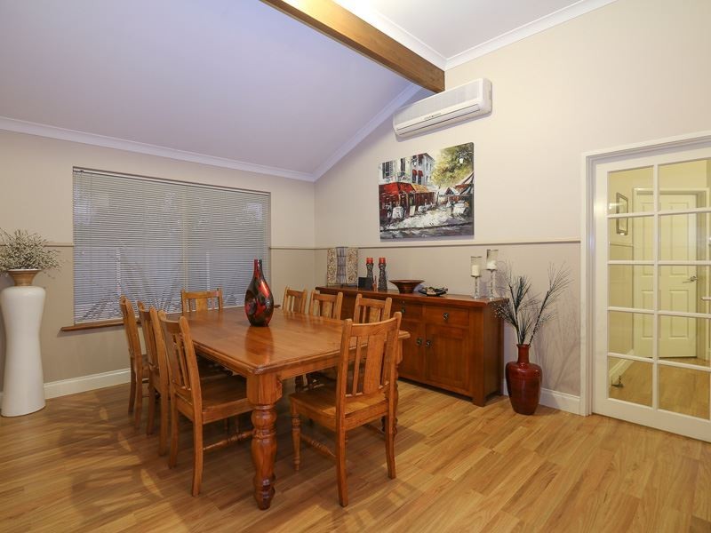 5 St Claire Gardens, Atwell WA 6164