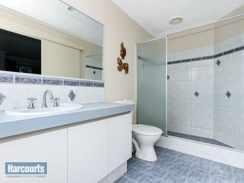 14 Barcroft Court, Atwell WA 6164