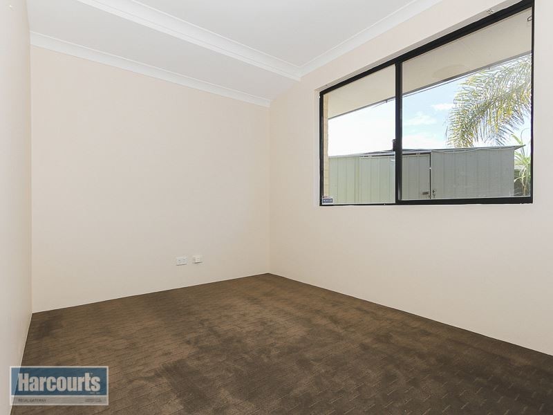 14 Barcroft Court, Atwell WA 6164