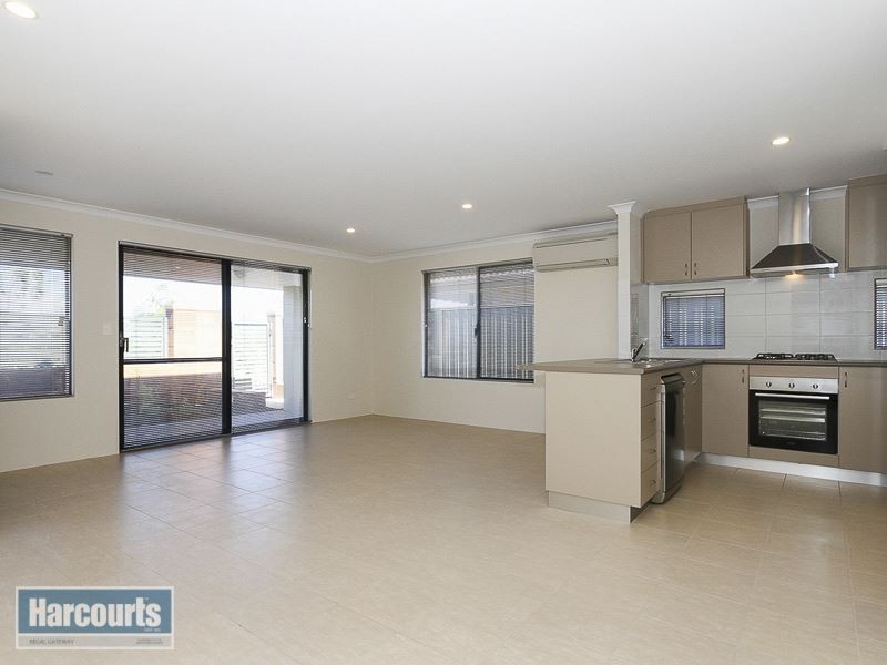4 Venus Lane, Wandi WA 6167