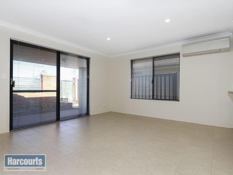 4 Venus Lane, Wandi WA 6167