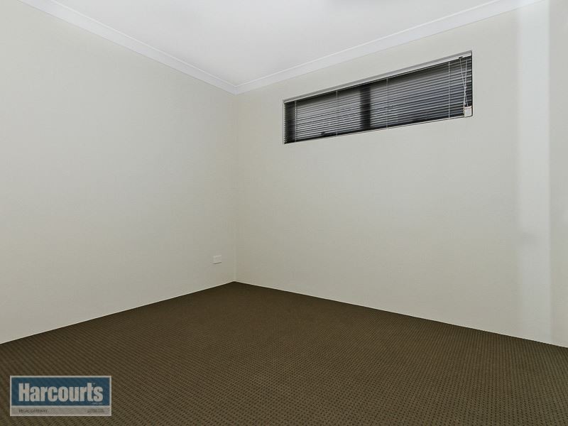 4 Venus Lane, Wandi WA 6167