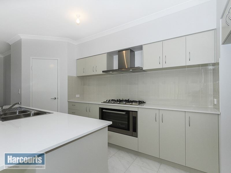 12 Affable Way, Atwell WA 6164