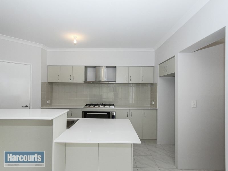 12 Affable Way, Atwell WA 6164