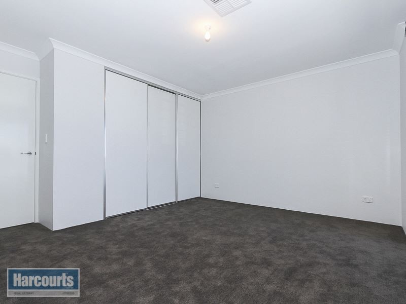 12 Affable Way, Atwell WA 6164