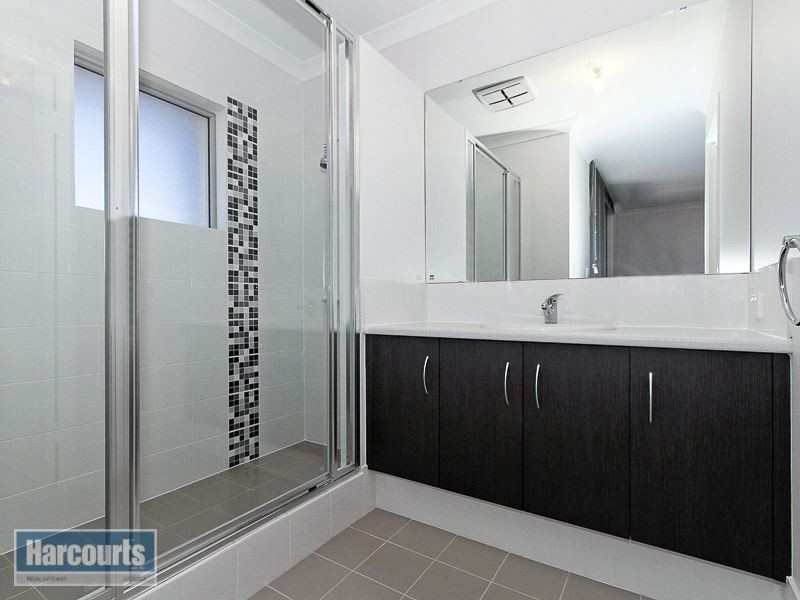 12 Affable Way, Atwell WA 6164