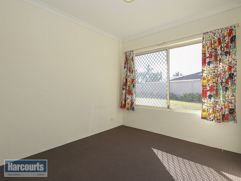15 Carlhausen Close, Atwell WA 6164
