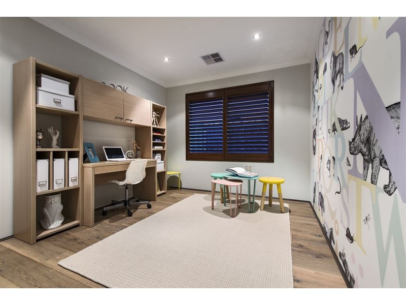 28 Whitmore Loop, Harrisdale WA 6112