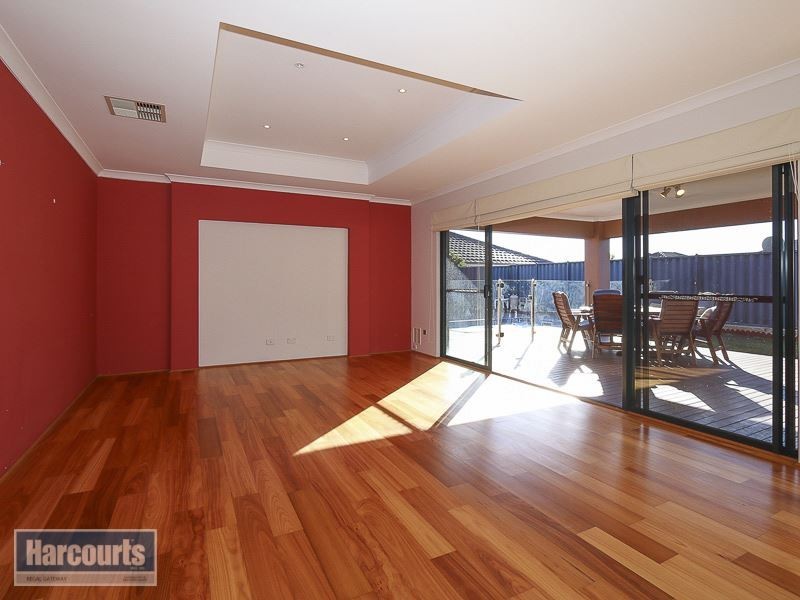 80 Harmony Avenue, Atwell WA 6164