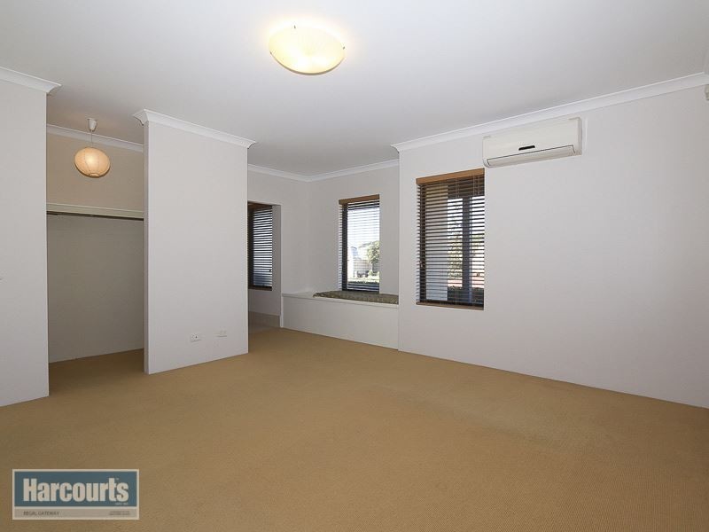 80 Harmony Avenue, Atwell WA 6164