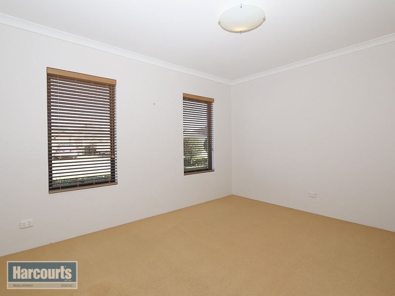 80 Harmony Avenue, Atwell WA 6164