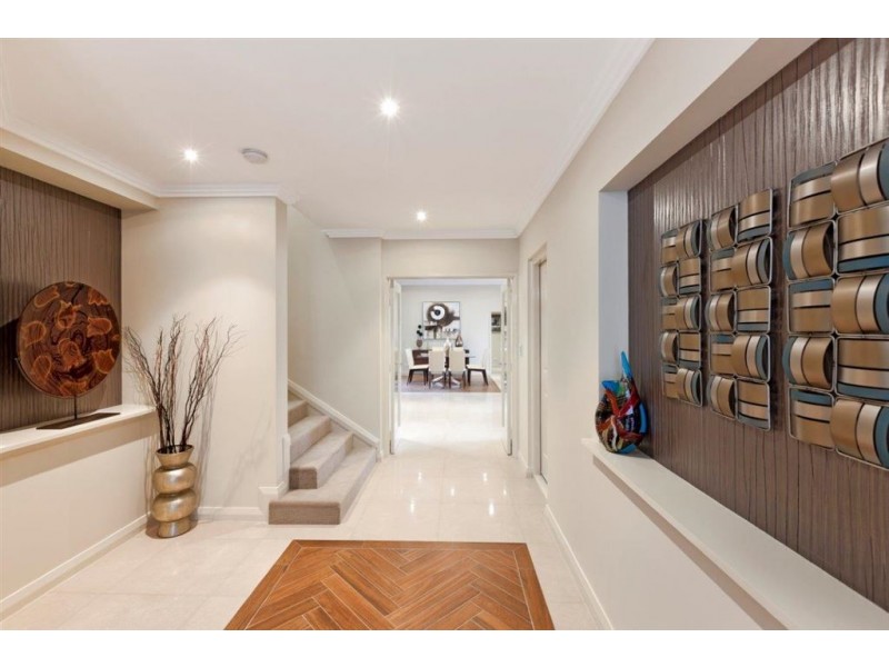 12 Bruny Meander, Wandi WA 6167