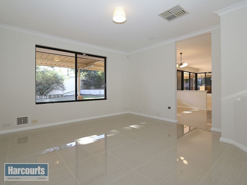 12 Narcissus View, Beeliar WA 6164