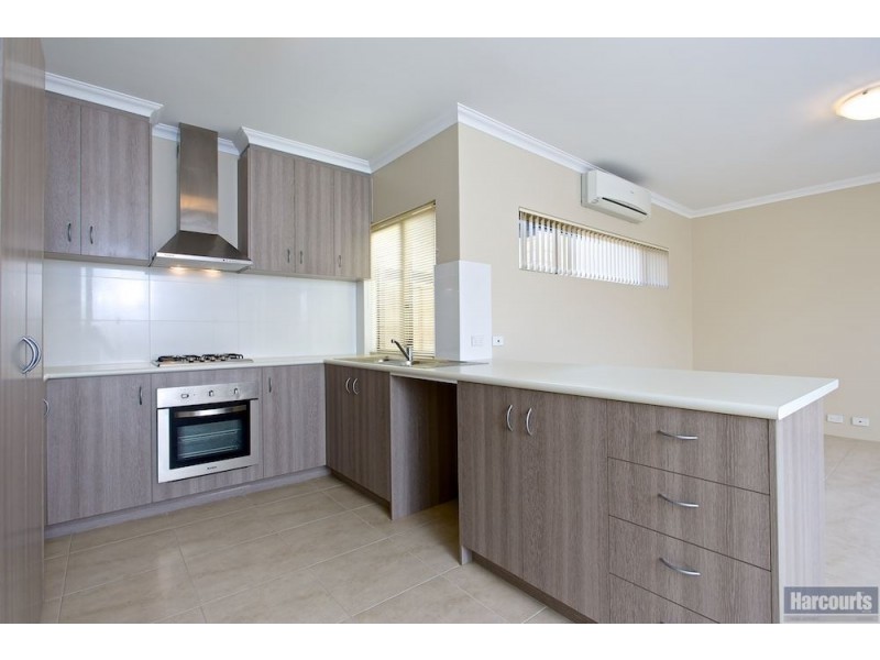 1B Dionysus Terrace, Atwell WA 6164
