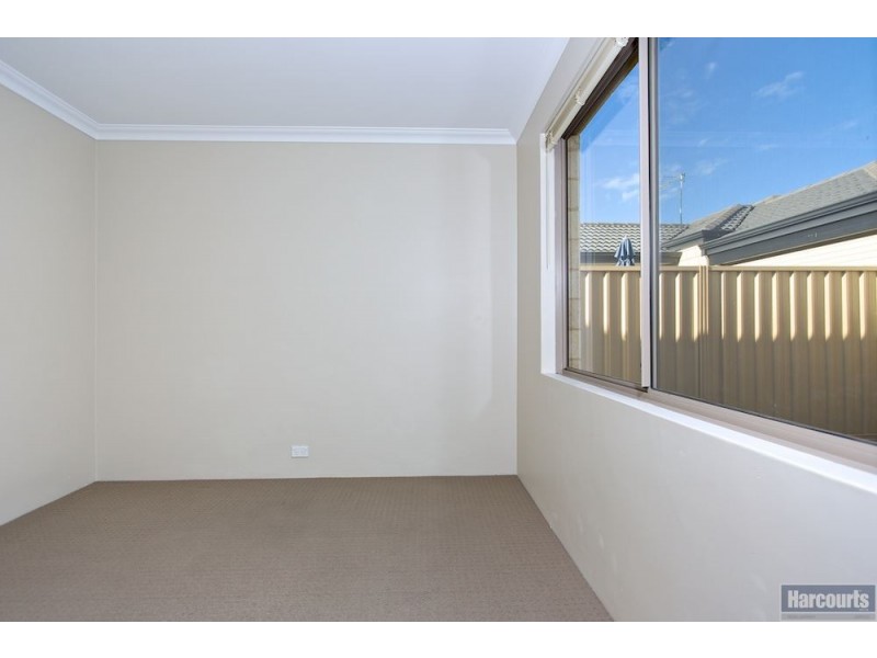 1B Dionysus Terrace, Atwell WA 6164