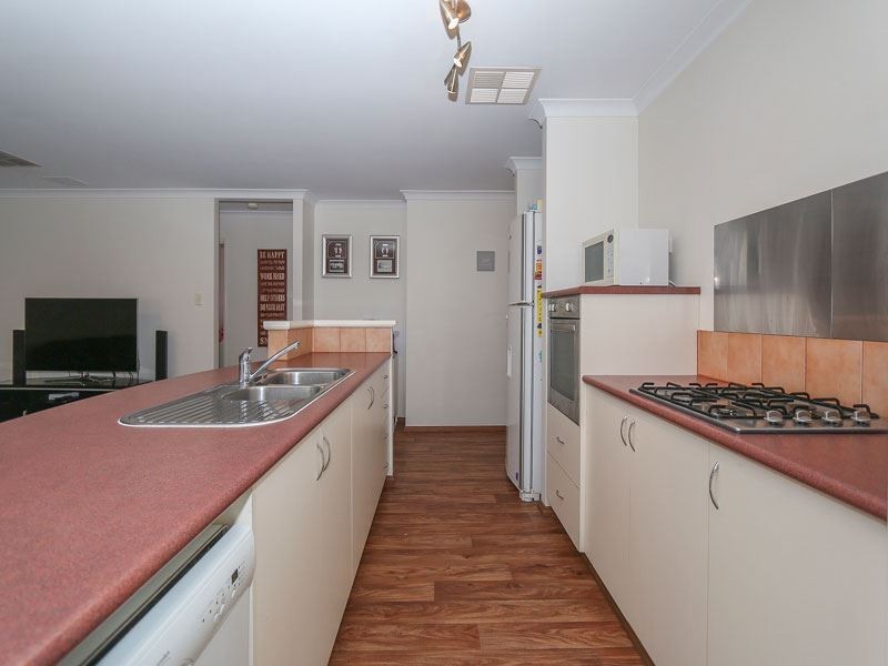 376 Wentworth Parade, Success WA 6164