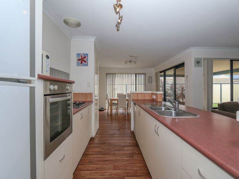 376 Wentworth Parade, Success WA 6164