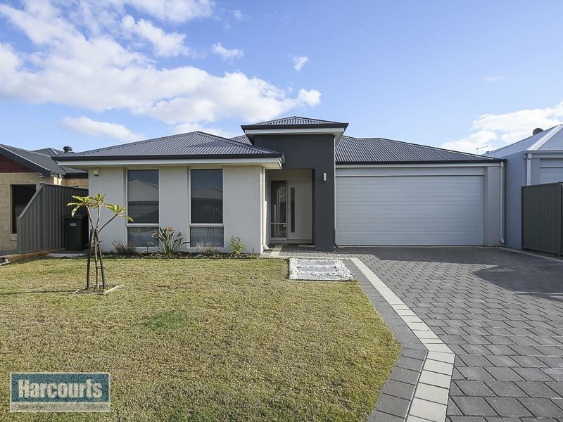 7 Lomond Crescent, Wandi WA 6167