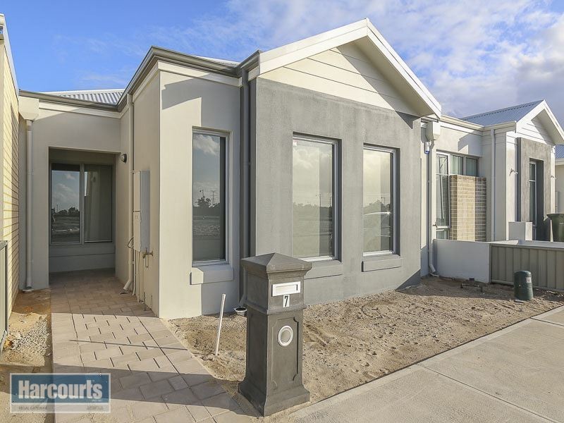 7 Geikie Glade, Wandi WA 6167