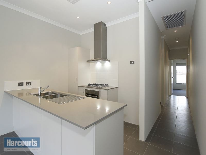 7 Geikie Glade, Wandi WA 6167