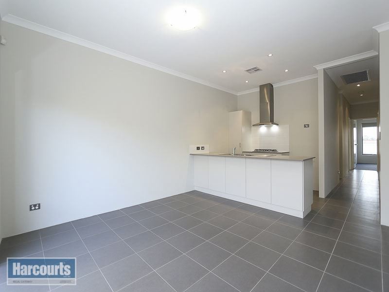 7 Geikie Glade, Wandi WA 6167