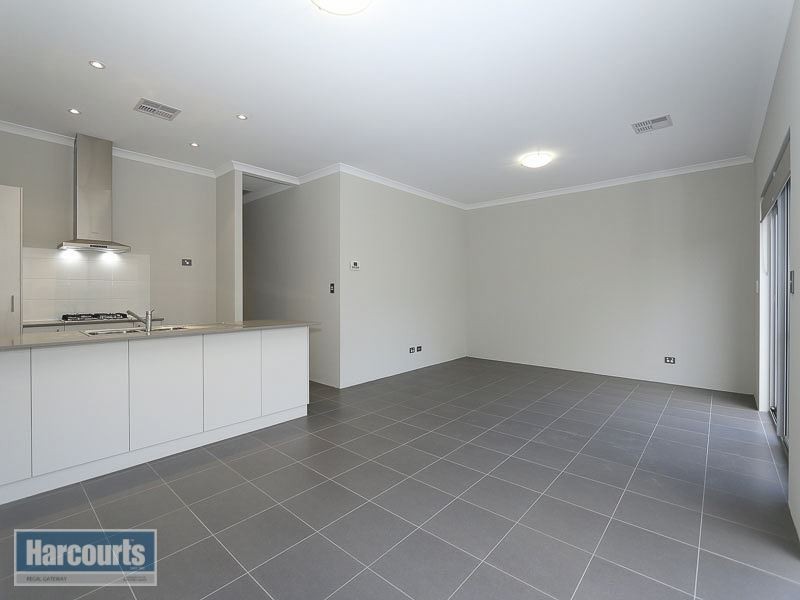 7 Geikie Glade, Wandi WA 6167