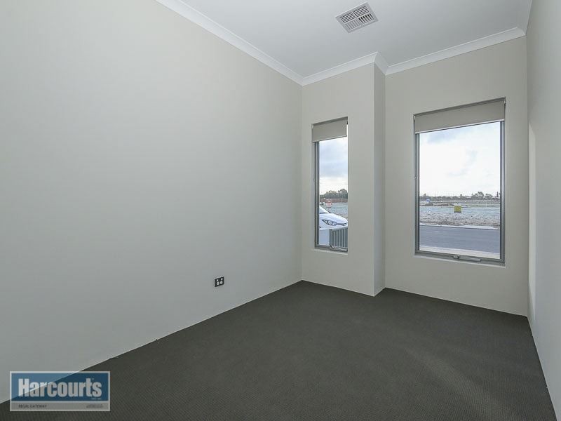 7 Geikie Glade, Wandi WA 6167