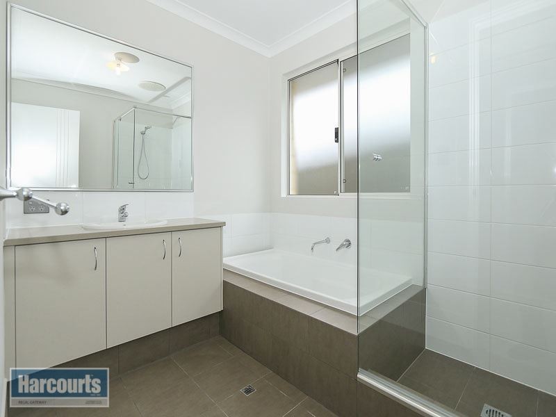 25 Apostles Corner, Wandi WA 6167