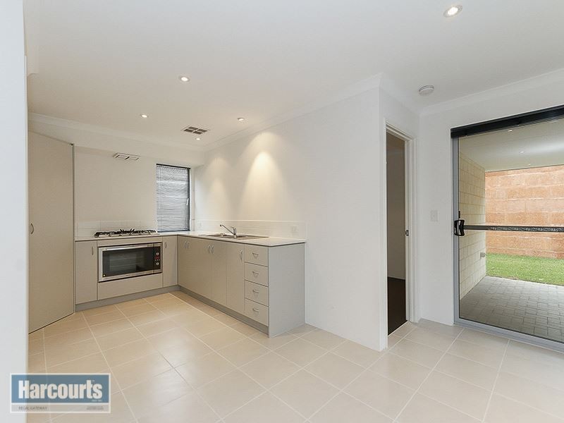 36 Goldfields Loop, Wandi WA 6167