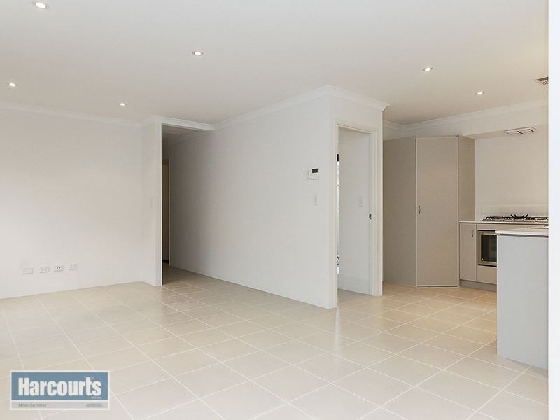 36 Goldfields Loop, Wandi WA 6167