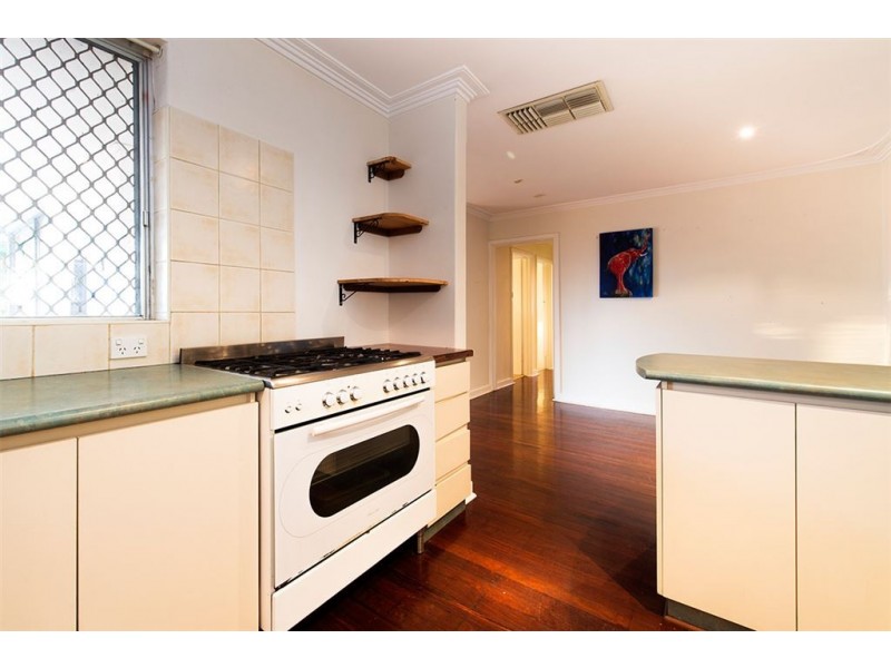 6 Bolingbroke Street, Spearwood WA 6163