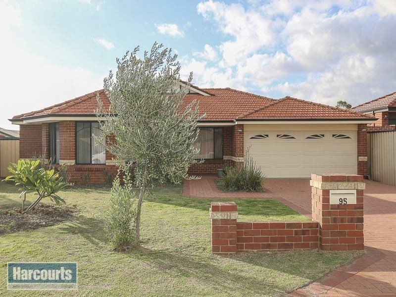 95 East Chuchill Avenue, Beeliar WA 6164
