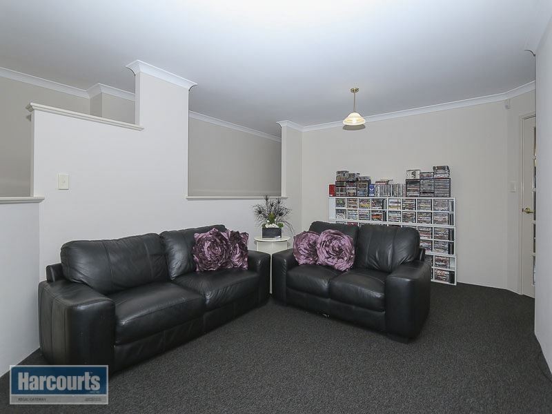 95 East Chuchill Avenue, Beeliar WA 6164