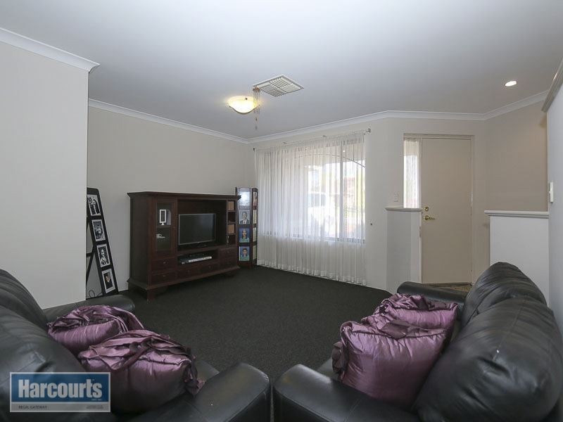 95 East Chuchill Avenue, Beeliar WA 6164