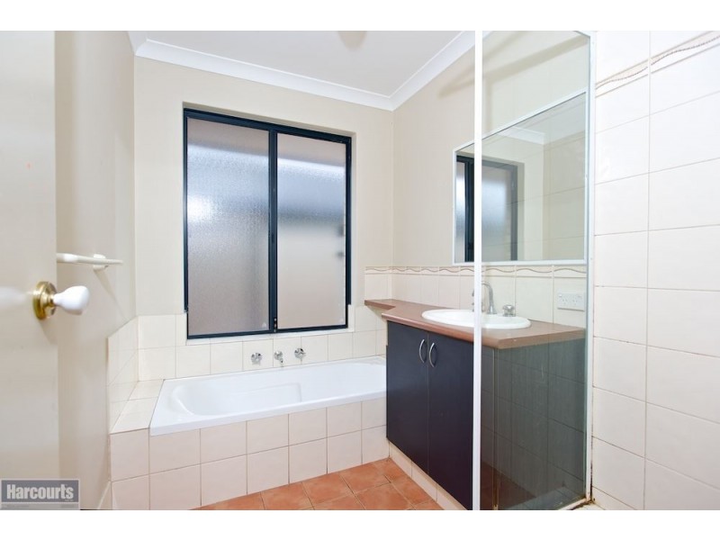 13 Burkett Terrace, Bertram WA 6167