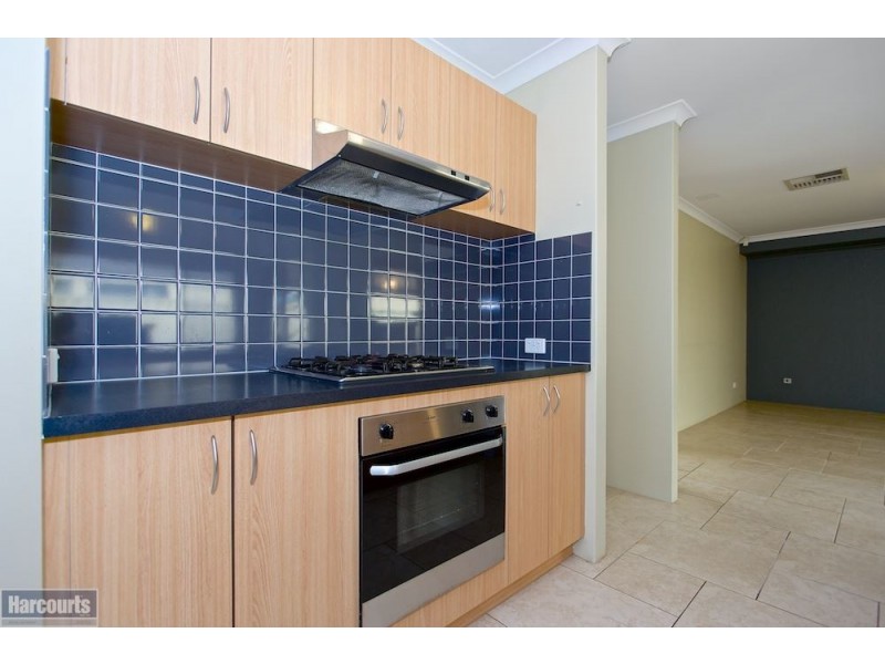 30 Lansdowne Entrance, Canning Vale WA 6155